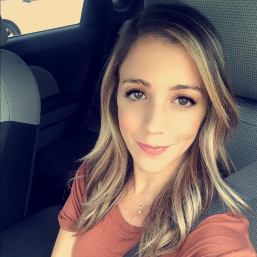 Meet your Posher, Melanie